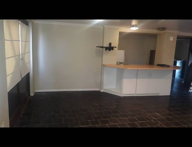1 bed property to rent in LANGERUG